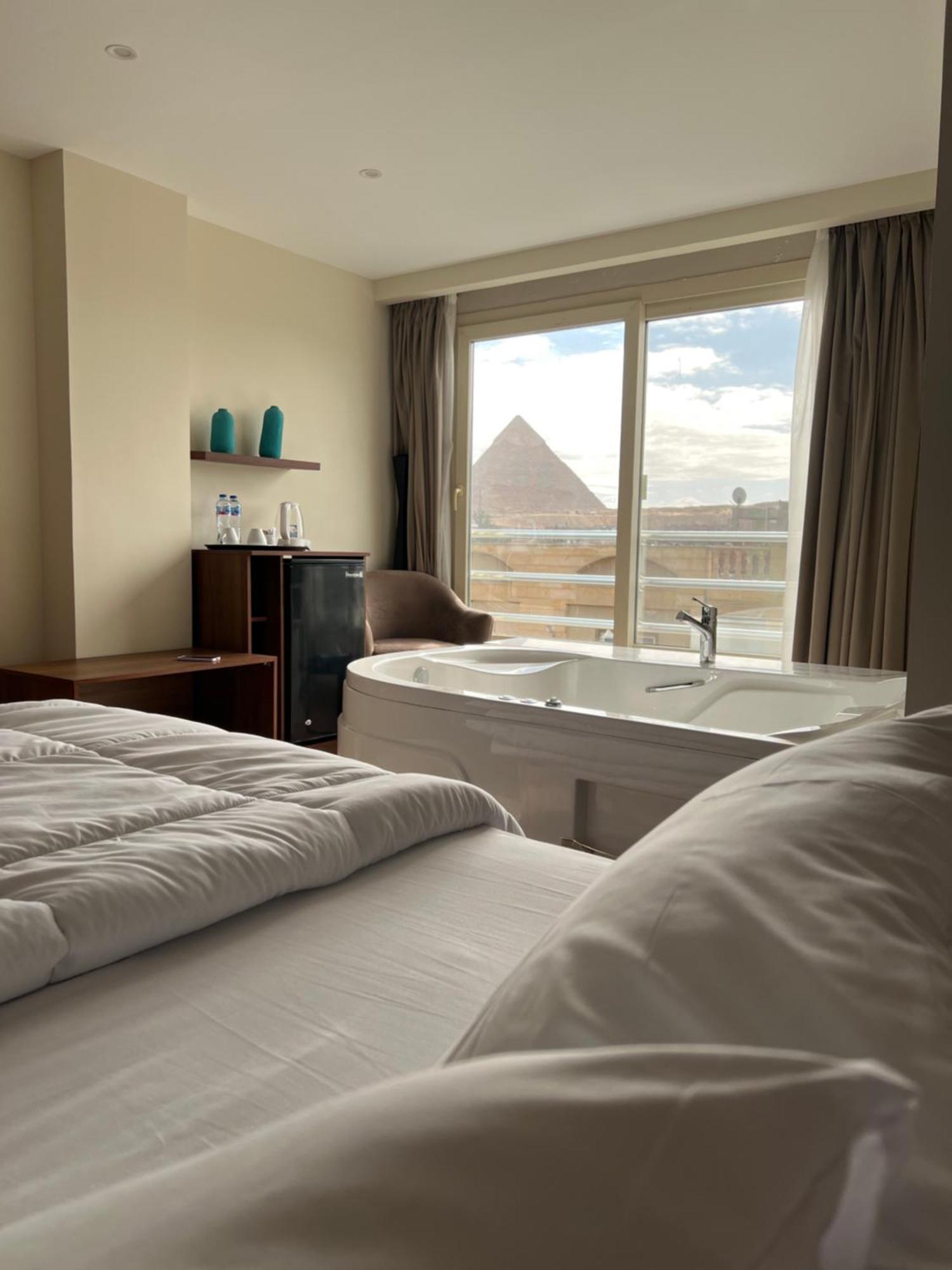 The Home Boutique Hotel Pyramids Inn Kafret el-Gabal Exterior photo