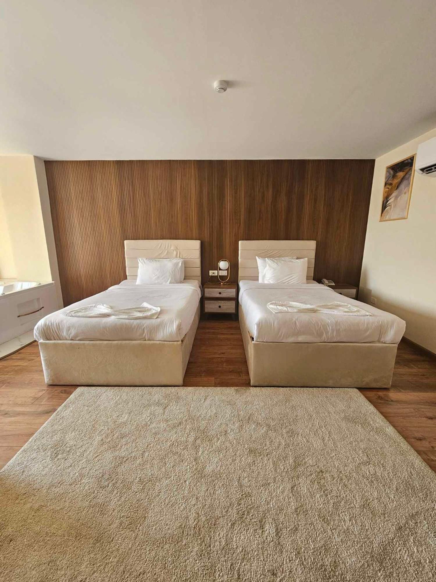 The Home Boutique Hotel Pyramids Inn Kafret el-Gabal Exterior photo