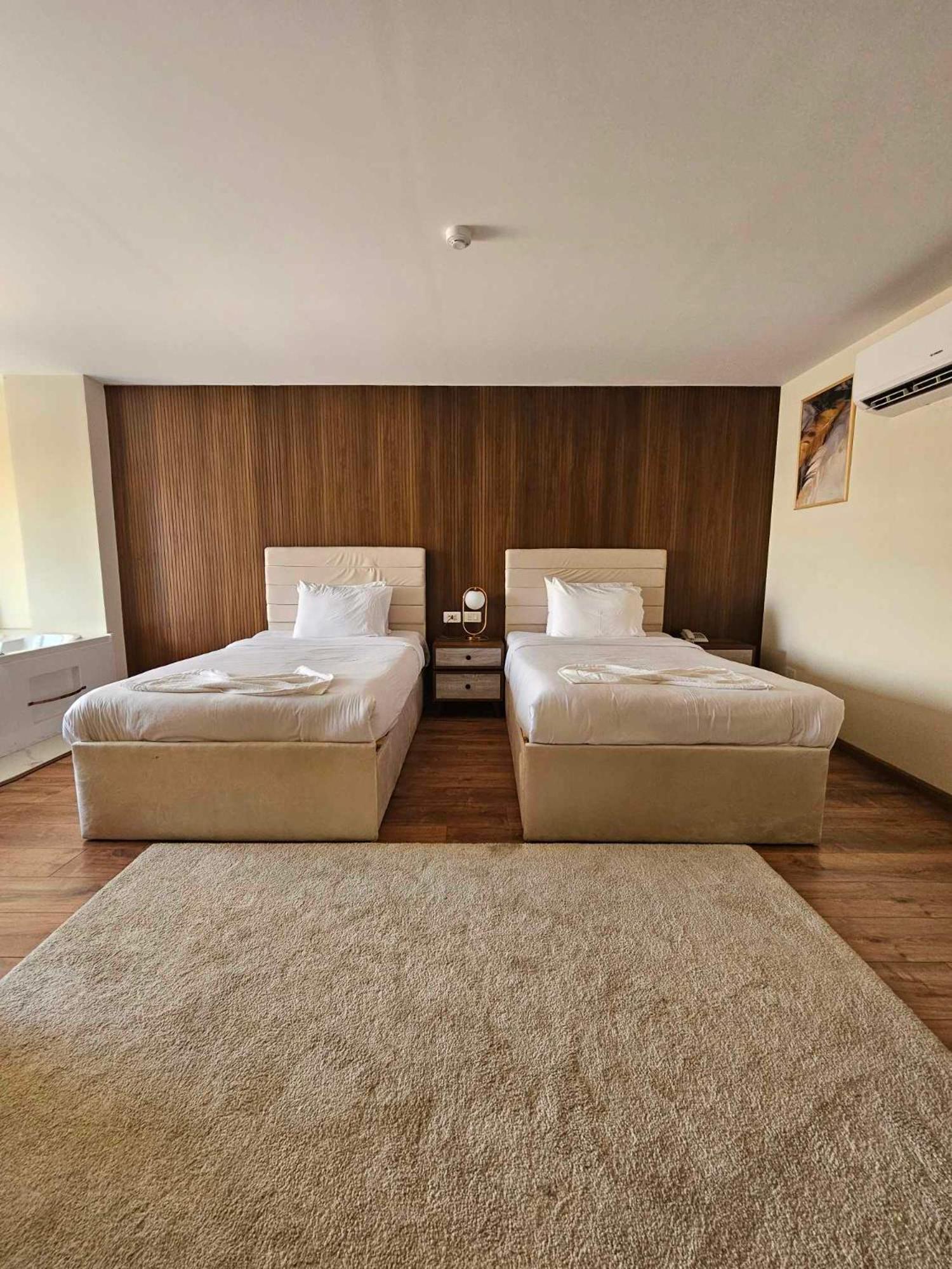 The Home Boutique Hotel Pyramids Inn Kafret el-Gabal Exterior photo